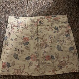 american eagle floral skirt